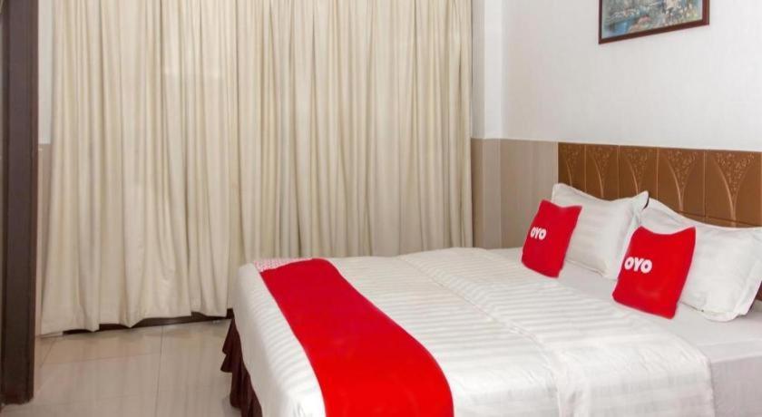 OYO 89851 Leila Hotel SDK Extérieur photo