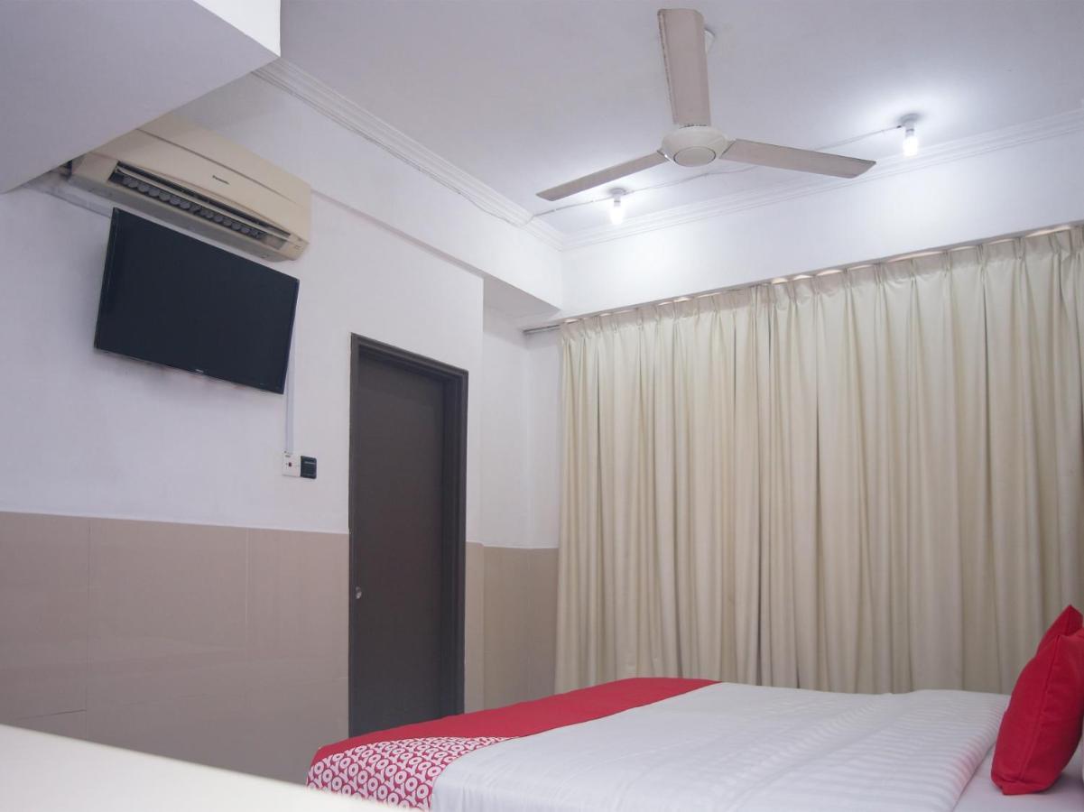 OYO 89851 Leila Hotel SDK Extérieur photo