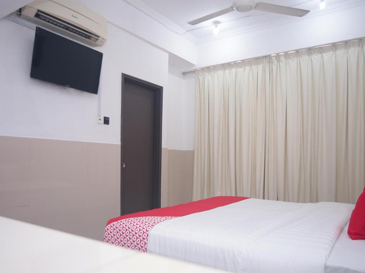 OYO 89851 Leila Hotel SDK Extérieur photo